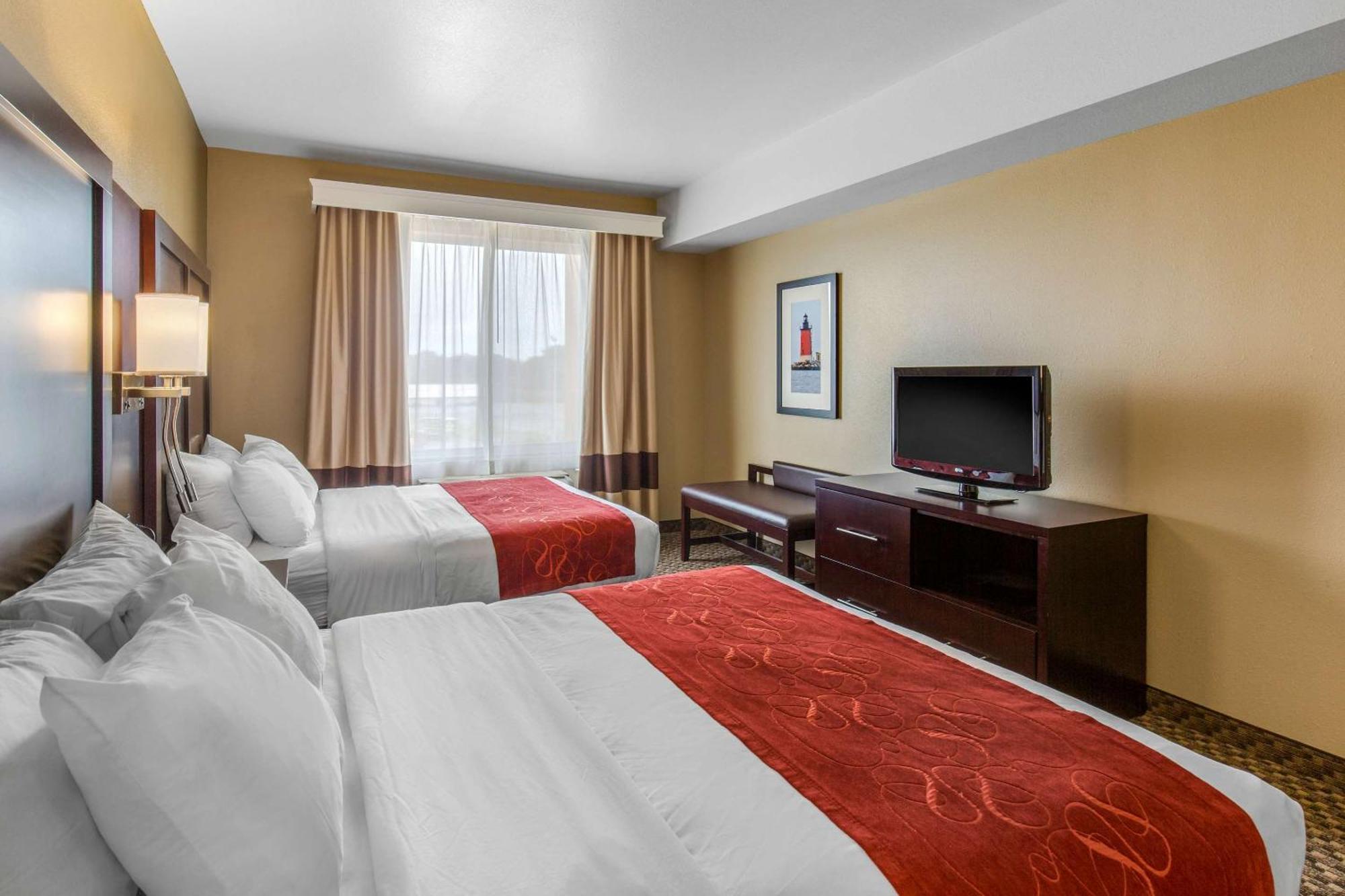 Comfort Suites Seaford Bagian luar foto