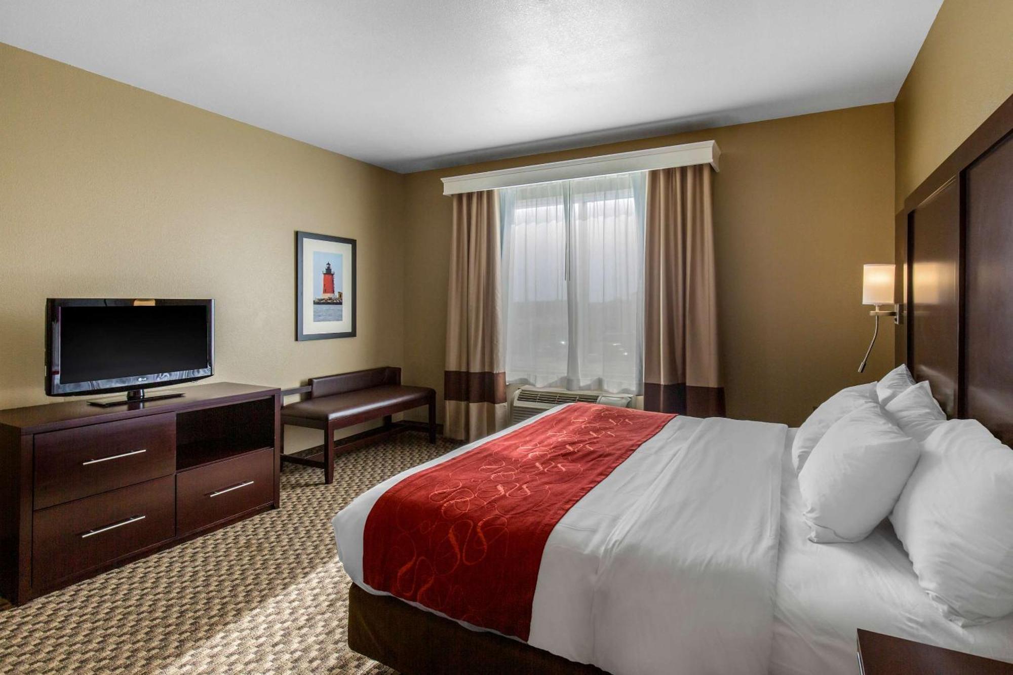 Comfort Suites Seaford Bagian luar foto
