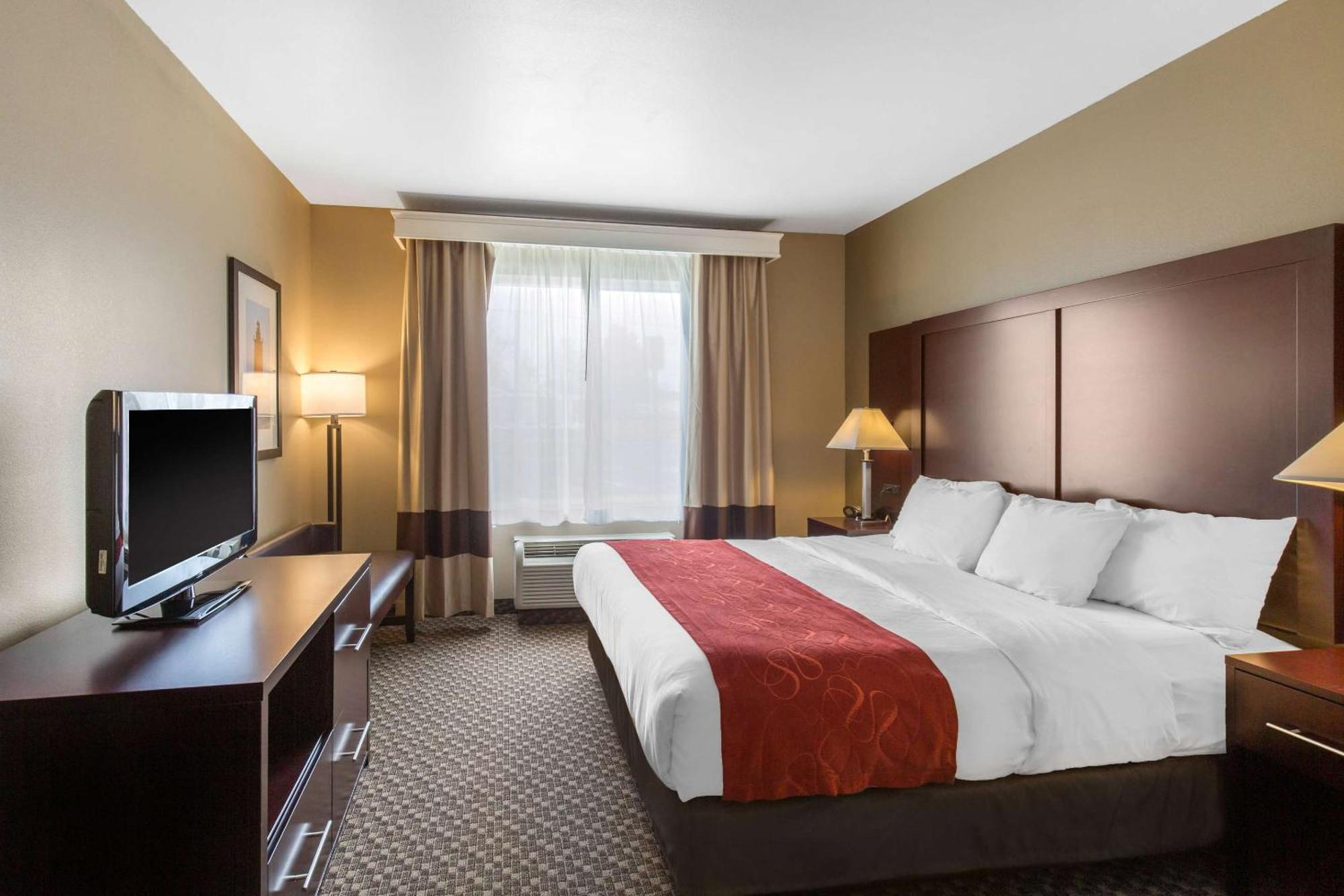 Comfort Suites Seaford Bagian luar foto